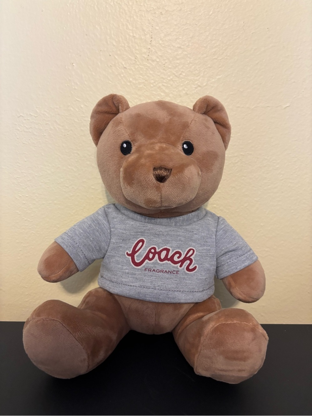 2023 Coach Fragrance Plush Brown Teddy Bear Logo T-Shirt Limited Edition
